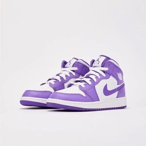 Nike Kid's Air Jordan 1 Mid Shoes - Purple Venom / White size 5.5 Youth